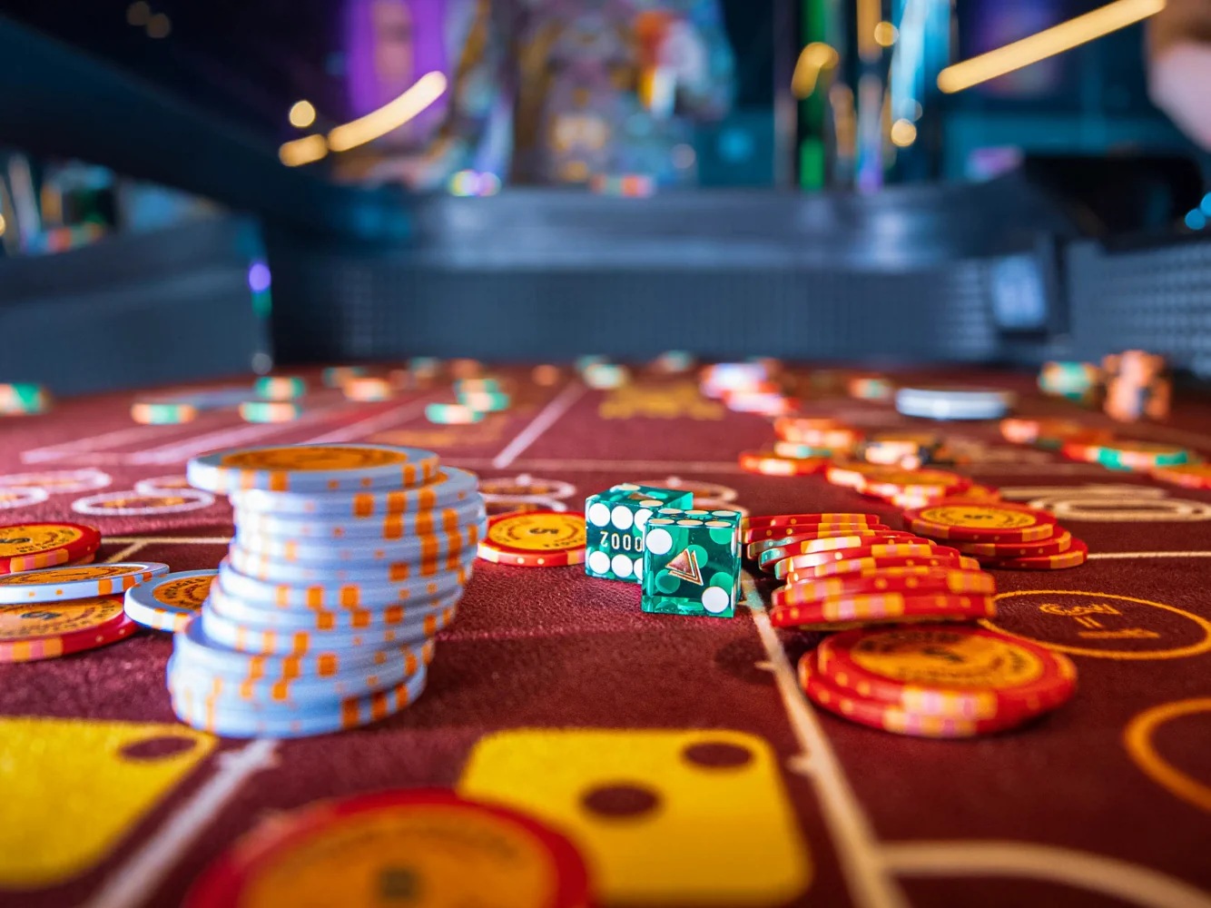 Tra cứu thông tin trên điện thoại và lưu ghi chú có hệ thống — LUCKY88