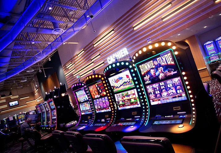 Nhận diện liên kết giả mạo và tin nhắn yêu cầu thông tin nhạy cảm — LUCKY88